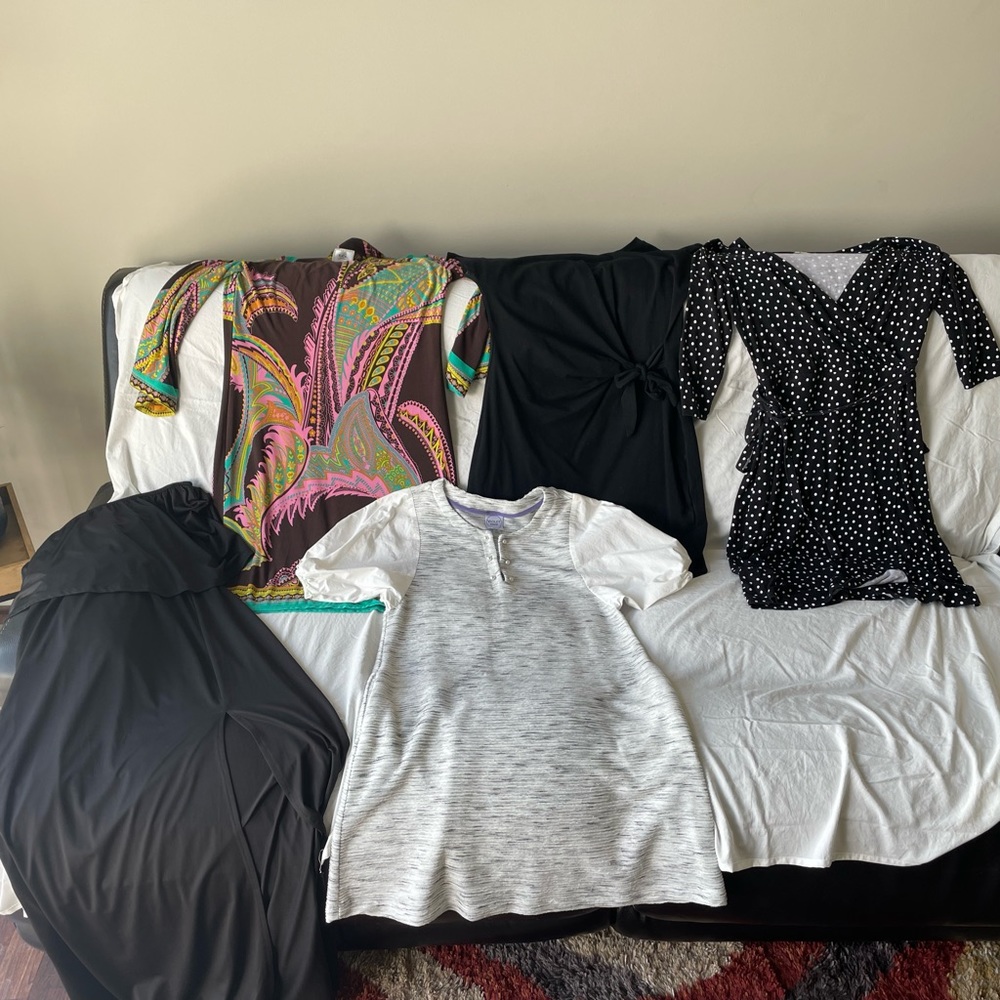 Lot of size Medium dresses.